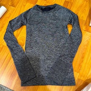 Lululemon long sleeve